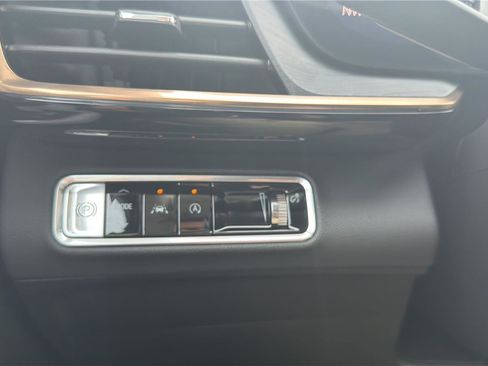 New 2026 Buick Envision Avenir image 14