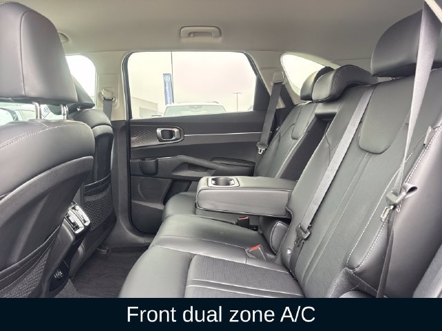 Certified 2026 Kia Sorento EX AWD/4WD image 13