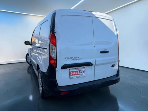 Used 2020 Ford Transit Connect XL FWD image 5