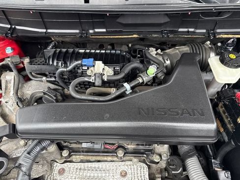 Used 2018 Nissan Rogue SV w/ Sun & Sound Touring Package AWD/4WD image 38