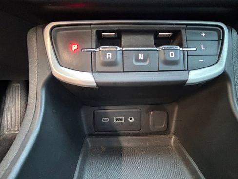 Certified 2022 GMC Terrain SLE image 5