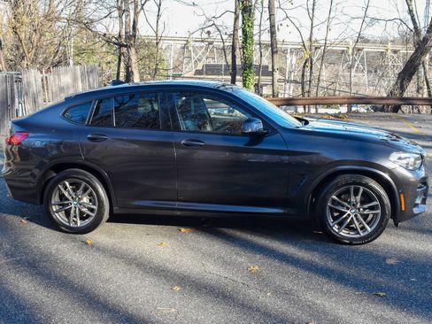 Used 2020 BMW X4 xDrive30i w/ M Sport Package 2 image 9