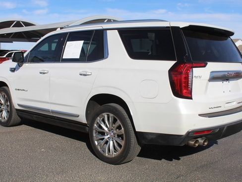 Used 2022 GMC Yukon Denali w/ Max Trailering Package image 11