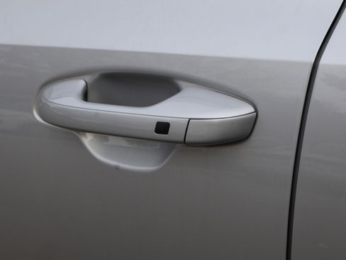 Used 2023 Kia Sorento EX image 23