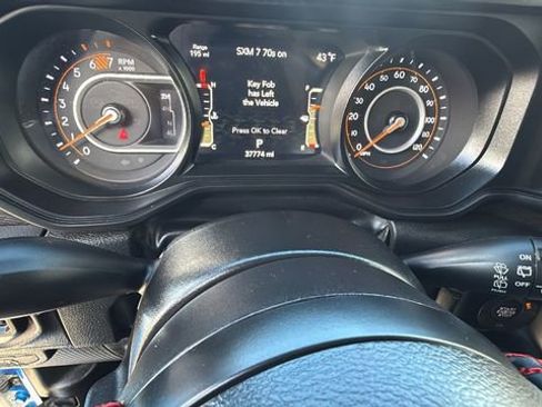 Used 2024 Jeep Wrangler Rubicon image 21