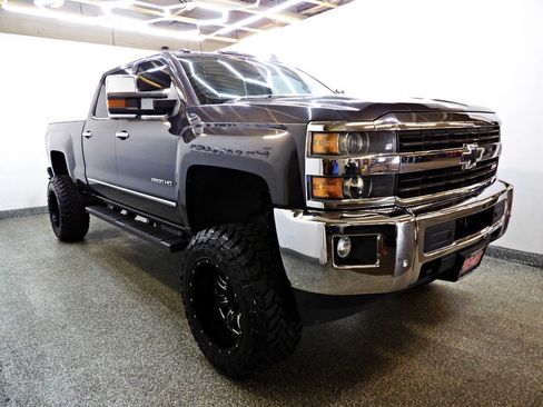 Used 2015 Chevrolet Silverado 2500 LTZ w/ Duramax Plus Package AWD/4WD image 4