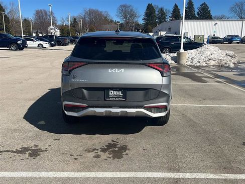 Used 2023 Kia Sportage LX image 14