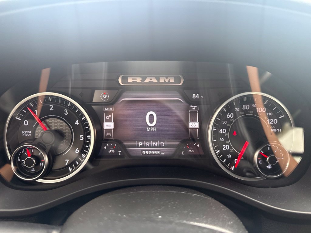 Used 2022 RAM 1500 2WD Crew Cab image 3