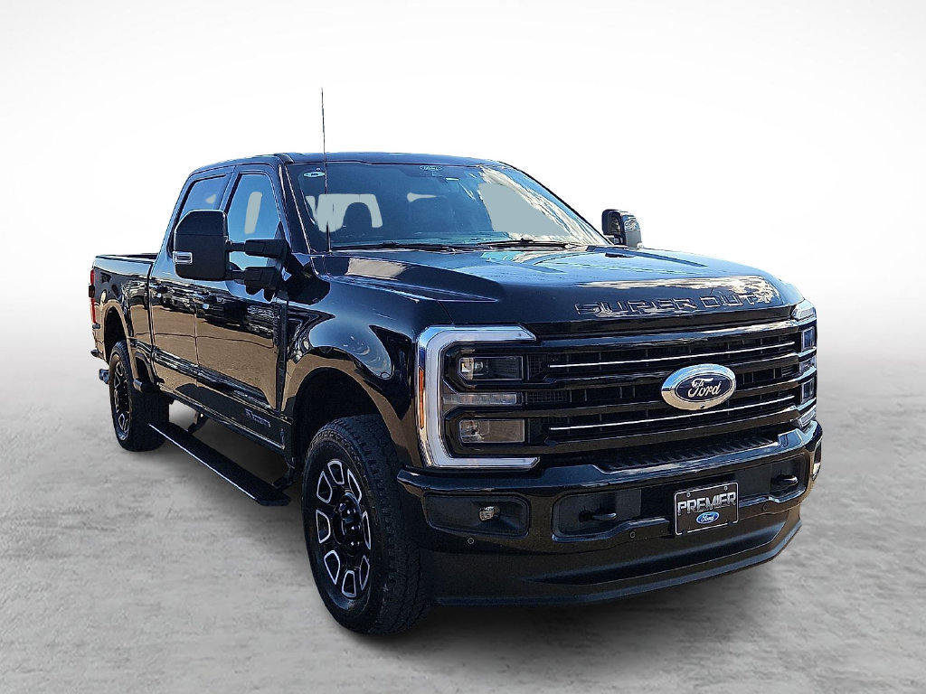 Used 2025 Ford F250 Platinum w/ FX4 Off-Road Package AWD/4WD image 1