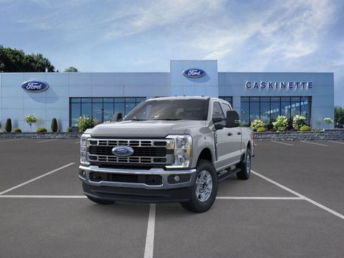 New 2026 Ford F350 XLT image 2