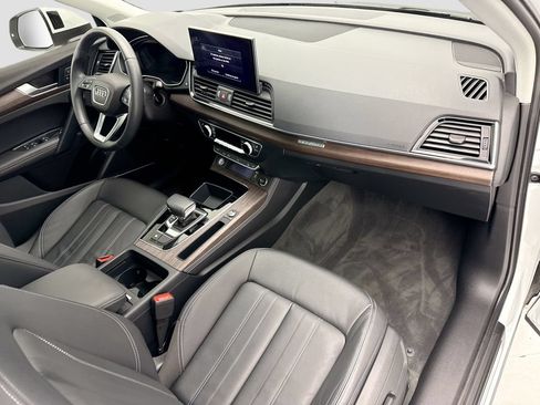 Certified 2021 Audi Q5 Premium Plus w/ Premium Plus Package AWD/4WD image 15