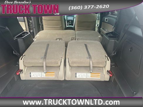 Used 2014 Ford Explorer XLT w/ Equipment Group 202A AWD/4WD image 13