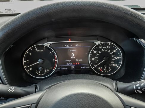 Used 2024 Nissan Altima 2.5 SV FWD image 32