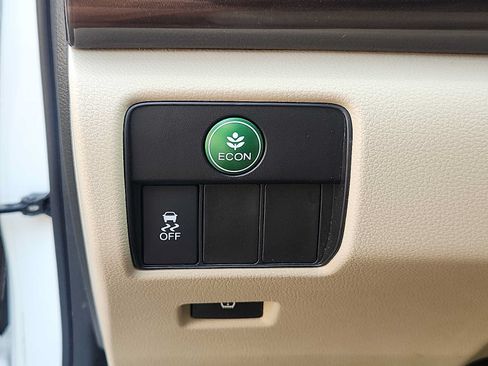 Used 2016 Honda Accord EX-L image 23