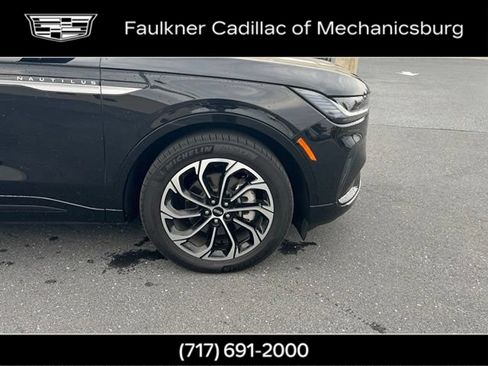 Used 2026 Lincoln Nautilus Reserve AWD/4WD image 33