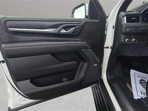 Used 2022 GMC Yukon XL Denali image 26