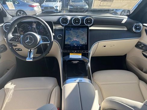 New 2026 Mercedes-Benz GLC 300 image 8