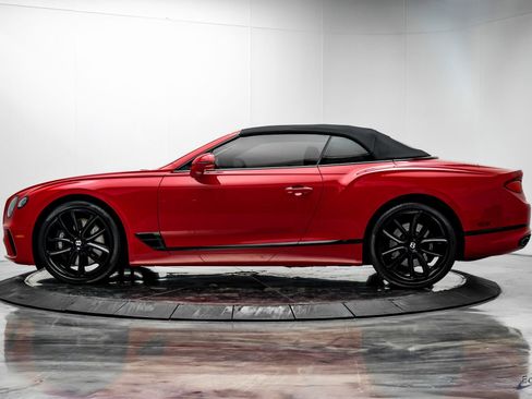 Used 2022 Bentley Continental GT image 8