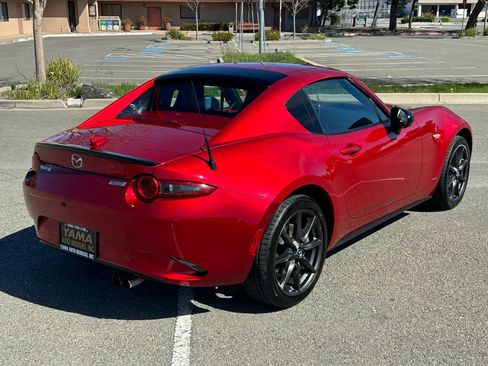 Used 2017 MAZDA MX-5 Miata RF Club image 4