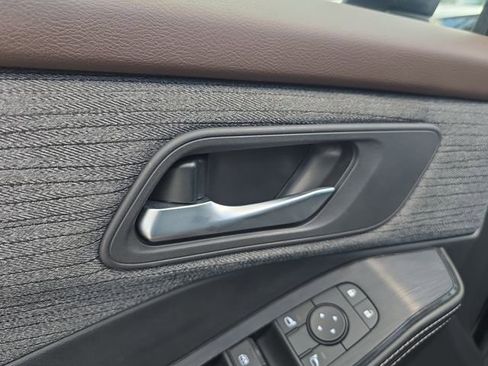 Certified 2023 Nissan Rogue SV AWD/4WD image 18
