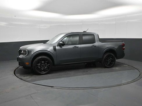 New 2026 Ford Maverick Lariat w/ Black Appearance Package image 4