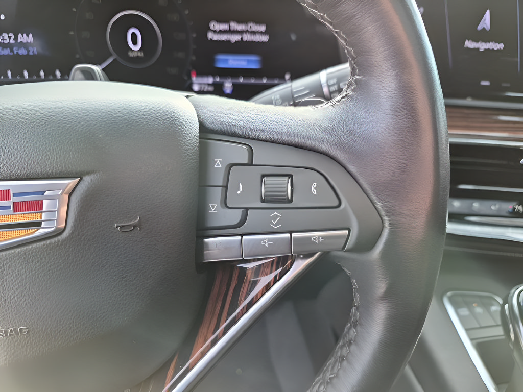Used 2024 Cadillac Escalade ESV Premium Luxury w/ LPO, Floor Liner Package AWD/4WD image 34