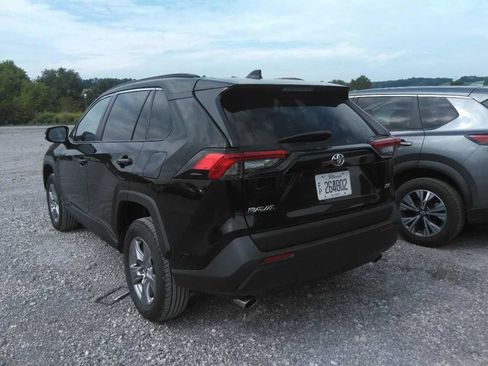 Used 2024 Toyota RAV4 XLE FWD image 7