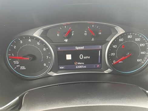 Used 2019 Chevrolet Equinox LT w/ Sun & Navigation Package image 13