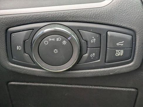 Used 2022 Ford Edge SEL w/ Convenience Package image 13