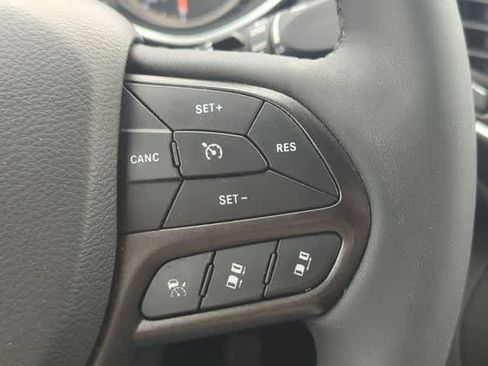 Used 2022 Jeep Cherokee Trailhawk w/ Premium Leather Package AWD/4WD image 24