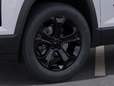 New 2027 Chevrolet Equinox LT w/ Safety and Technology Package AWD/4WD image 9