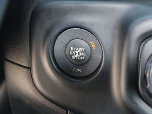 Used 2022 Jeep Wrangler Unlimited Sahara w/ Cold Weather Group AWD/4WD image 22