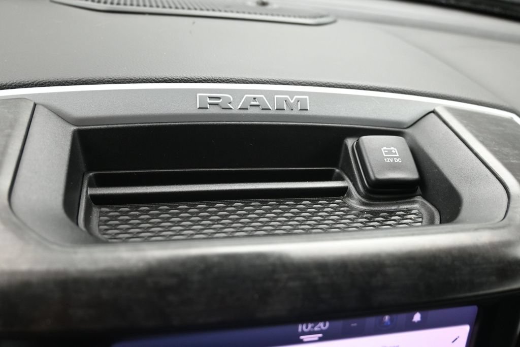 Used 2022 RAM 1500 Big Horn AWD/4WD image 17