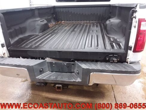 Used 2011 Ford F250 XLT w/ Chrome Pkg image 18