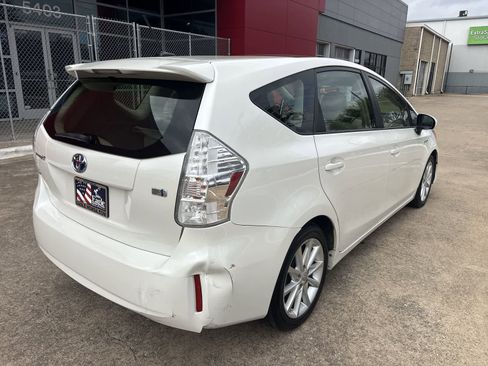 Used 2012 Toyota Prius V Five image 14