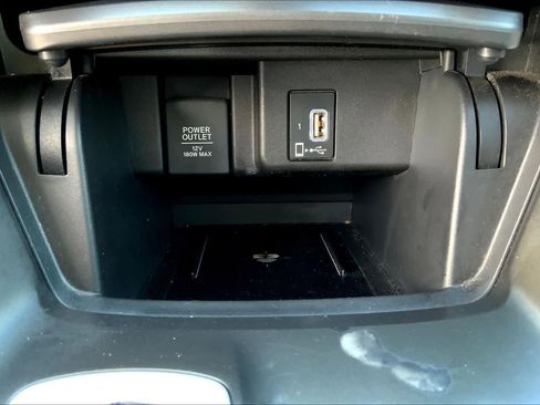 Used 2018 Honda Accord Touring image 33