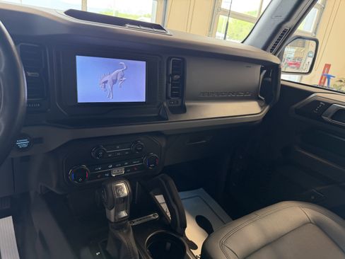 Used 2023 Ford Bronco Big Bend AWD/4WD image 14
