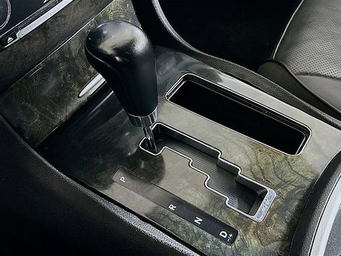 Used 2014 Chrysler 300 C image 17