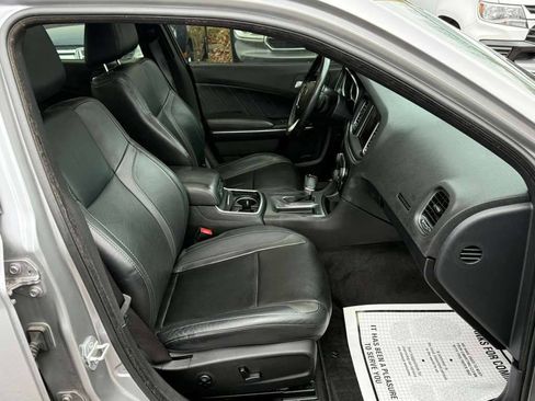Used 2015 Dodge Charger SXT w/ AWD Plus Group image 18