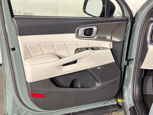 New 2026 Kia Sorento SX Prestige image 10