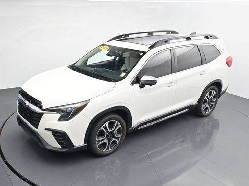 Used 2023 Subaru Ascent Limited w/ Technology Package AWD/4WD image 23