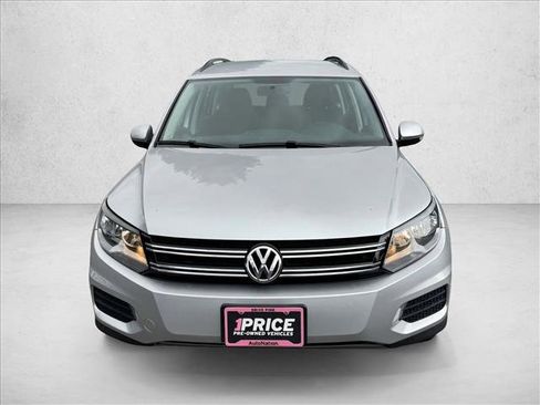 Used 2018 Volkswagen Tiguan Limited AWD/4WD image 2