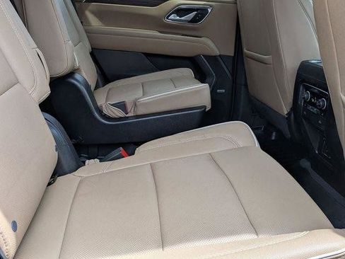 Used 2022 Chevrolet Tahoe Premier AWD/4WD image 27