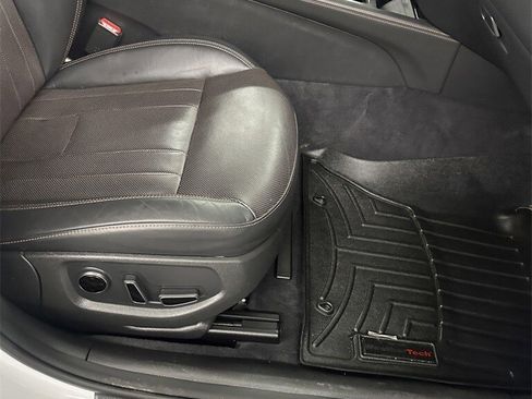 Used 2018 Genesis G80 3.3T Sport image 41