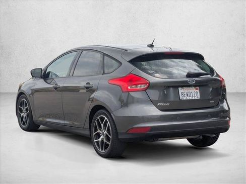 Used 2018 Ford Focus SEL FWD image 8
