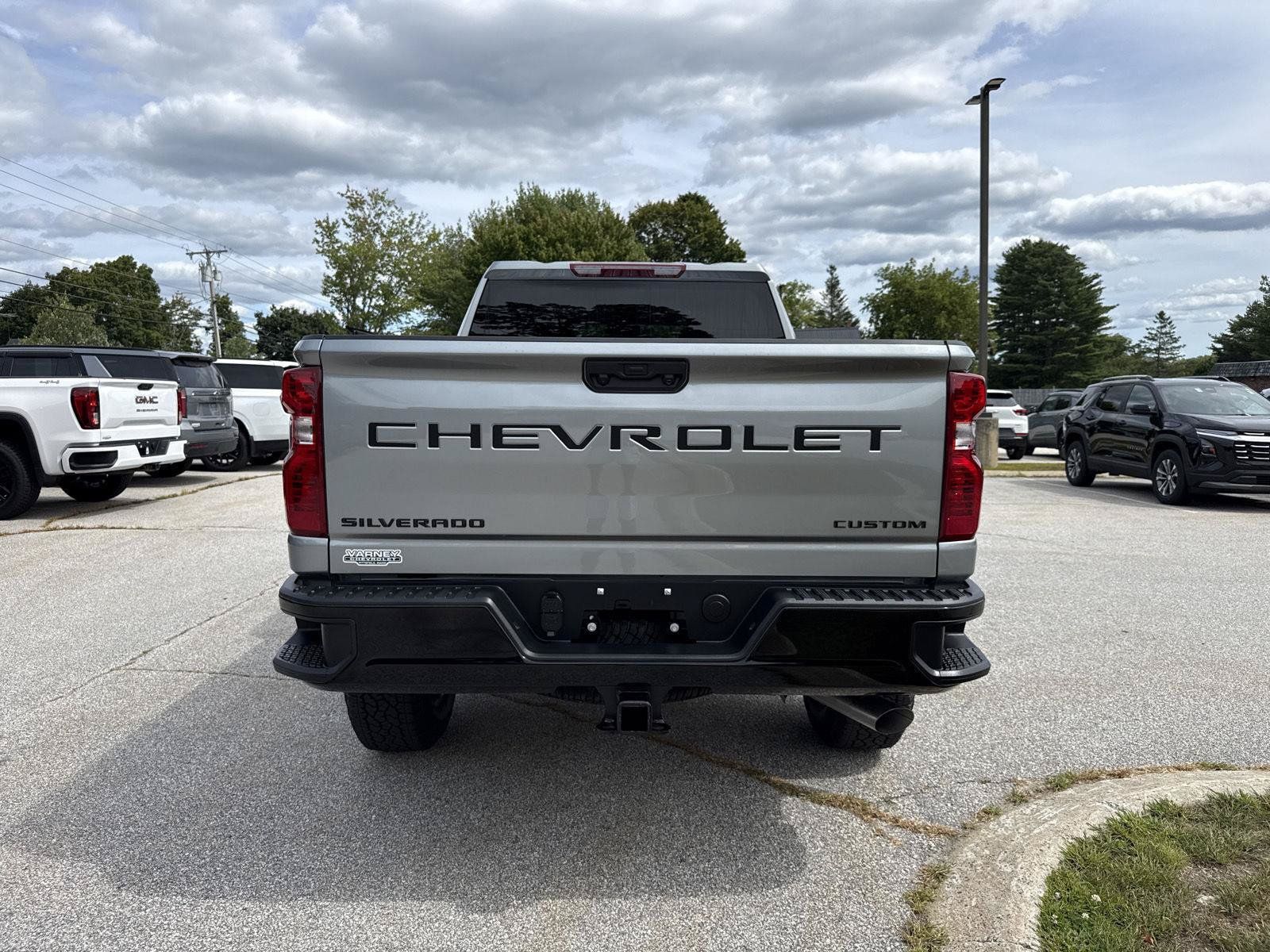 New 2026 Chevrolet Silverado 2500 Custom w/ Custom Convenience Package AWD/4WD image 12