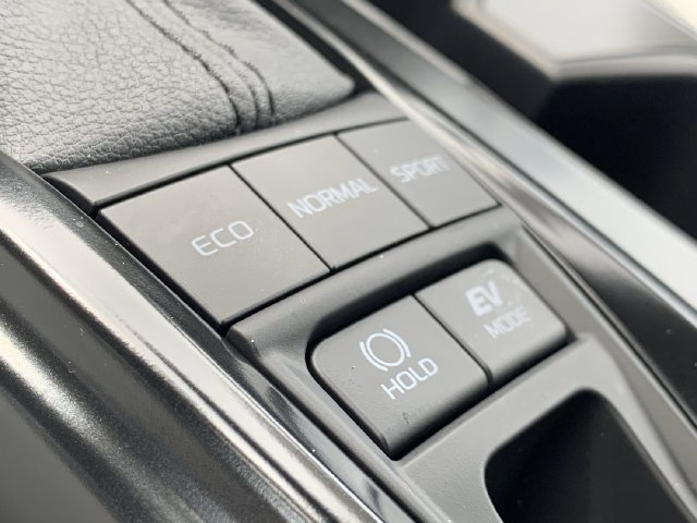 Used 2026 Toyota Camry SE w/ Convenience Package FWD image 28
