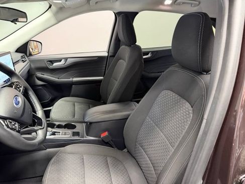 Used 2023 Ford Escape Active w/ Tech Pack #2 AWD/4WD image 16