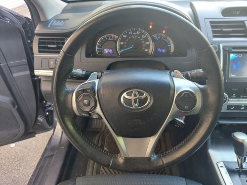 Used 2012 Toyota Camry SE image 6