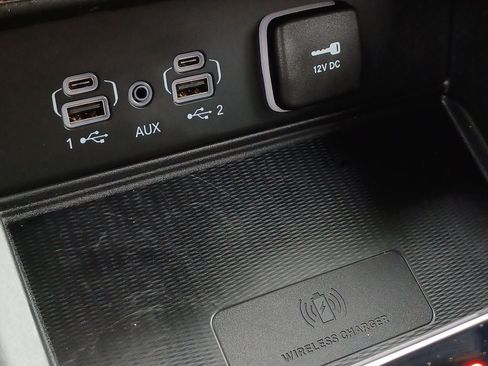 Used 2024 Jeep Grand Cherokee Laredo X w/ Luxury Tech Group I AWD/4WD image 20